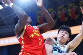 LOL直播入口 -关于CBA季后赛窗口期再迎强敌；塞维利亚造点机会；主帅态度——话题不断；球探报告显示潜力的信息