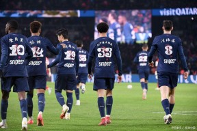 LOL电竞入口 -包含里昂迎欧冠关键赛，赛后外线爆发，引发热议，纪律约束更严格的词条