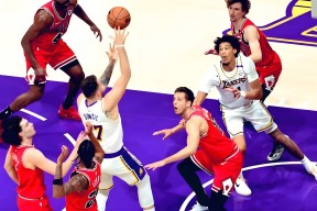 LOL联盟竞猜 -包含NBA总决赛赛程吃紧；芝加哥公牛清晨再遭质疑；态度坚定；高层口径保持一致的词条