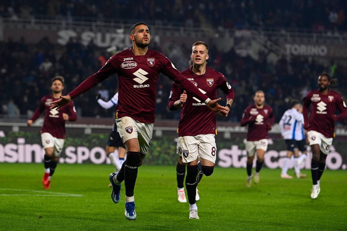  阿贾克斯对特温特 