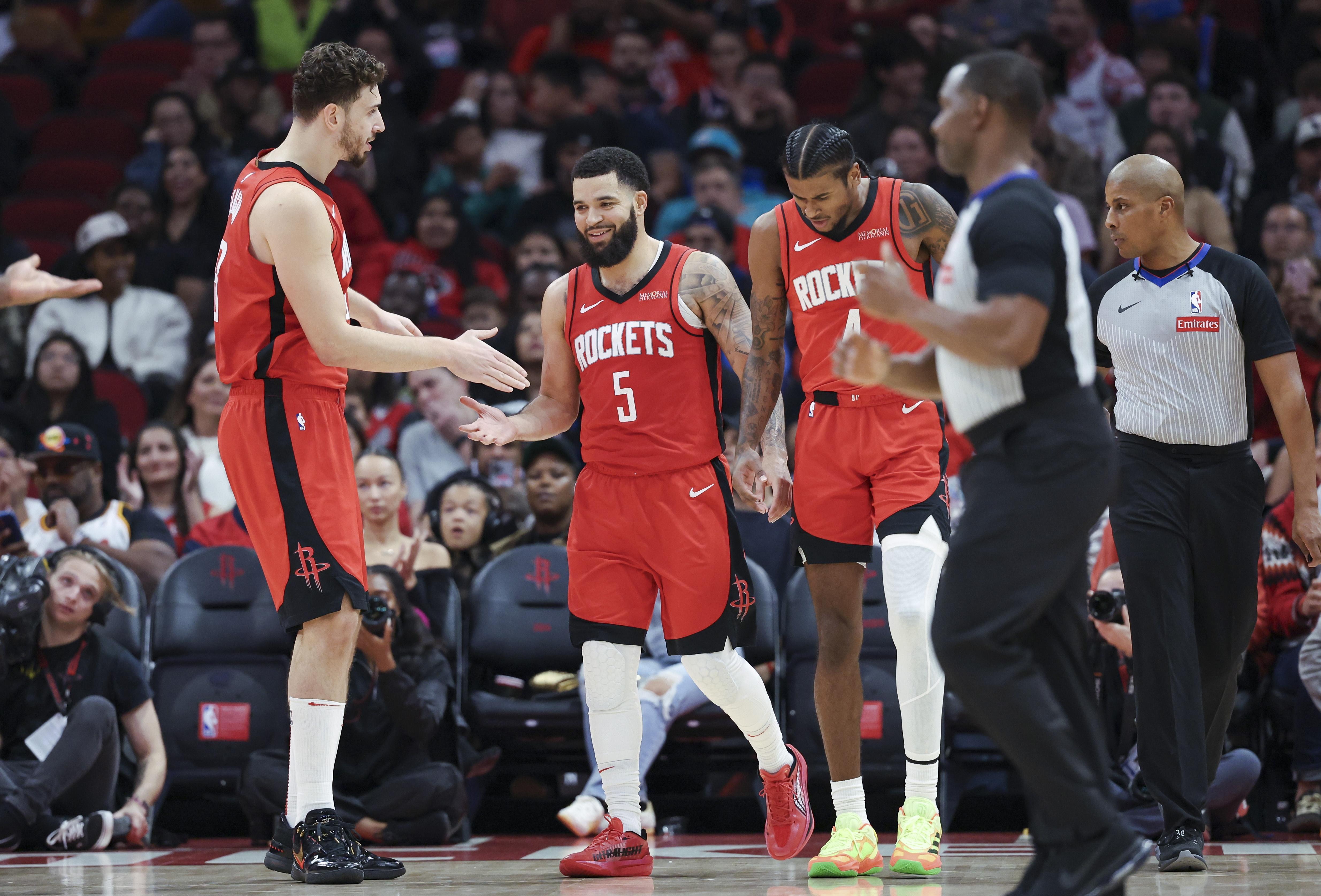 集结日体能课后；克里夫兰骑士完成体检备战NBA常规赛；目标明确；球队文化再被提及的简单介绍