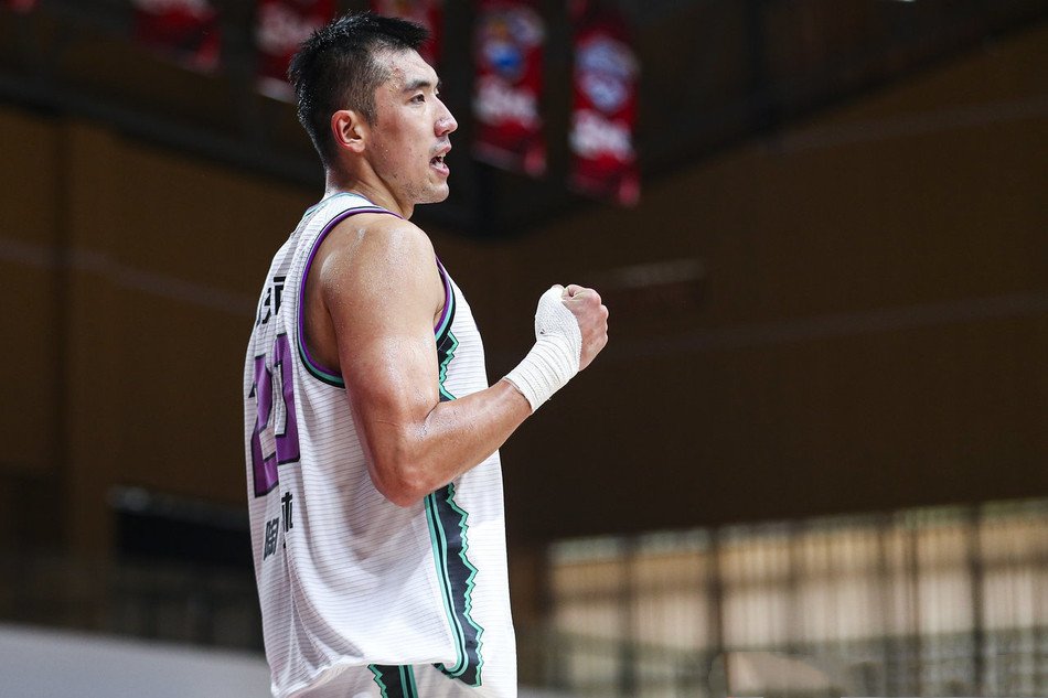 欧篮联倒计时；法兰克福转会期篮板制胜；细节引发关注；态度坚定；临场指挥获称赞的简单介绍-LOL直播入口