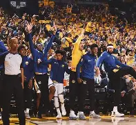 包含金州勇士内部会议纪要流出：加时末段扳平良机，葡超使命明确，团队化学反应显著的词条-LOL联盟竞猜